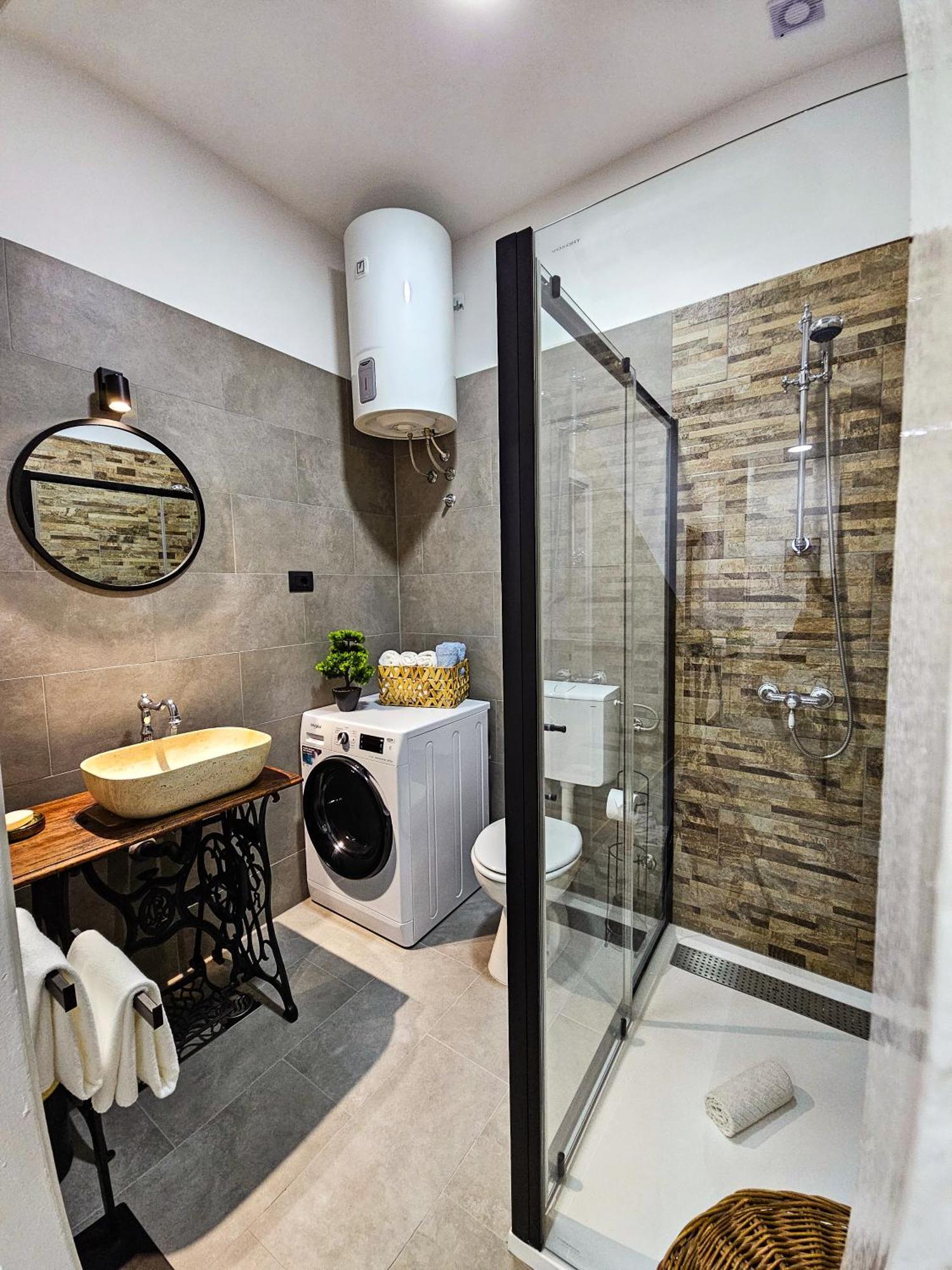 Santina Apartment